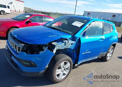 2022 Jeep Compass Latitude 4X4 from USA, damaged, VIN 3C4NJDBB6NT204255